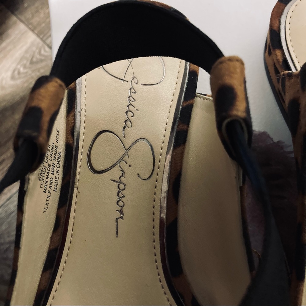 JESSICA SIMPSON | Lurina Leopard Print Flats Sz. 6 - Picture 12 of 16